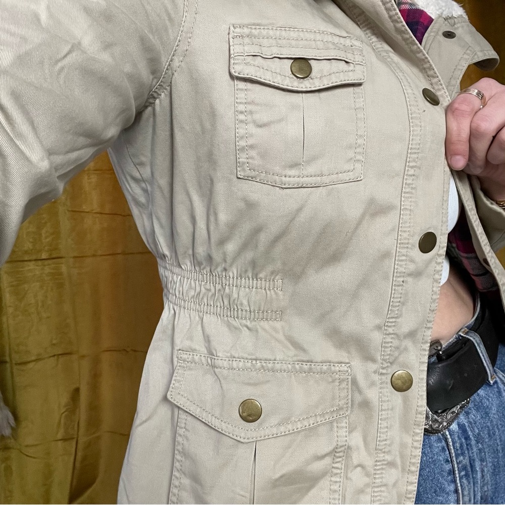 Flannel lined winter jacket with fur collar - Picture 3 of 4
